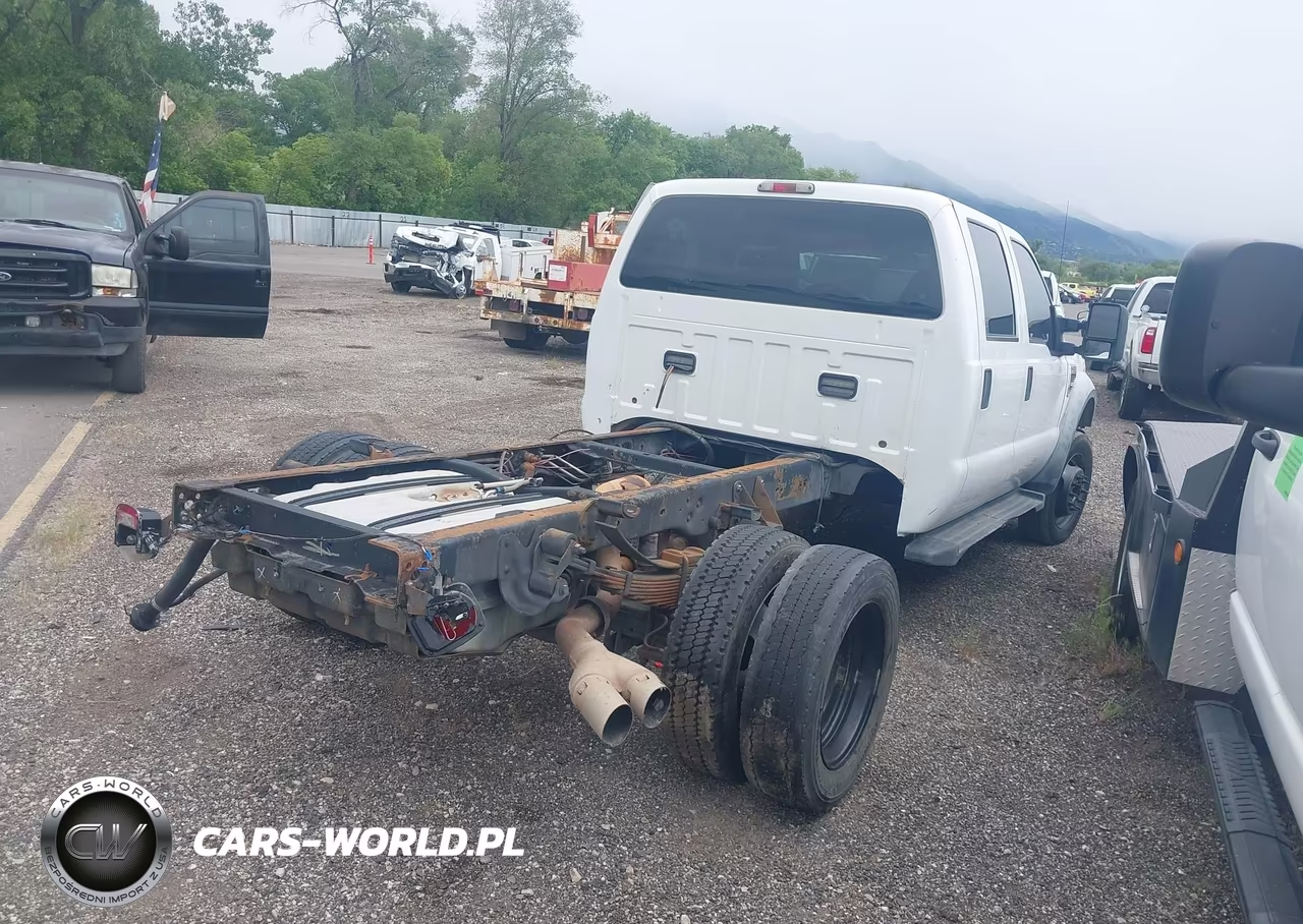 2010 Ford F-450 Chassis Lariat-Xl-Xlt VIN:1FDGW4HR4AEA94620 - 4