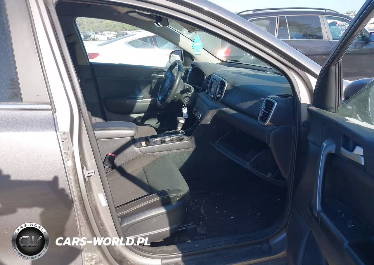 2018 Kia Sportage Lx VIN:KNDPM3AC5J7444738 - 5