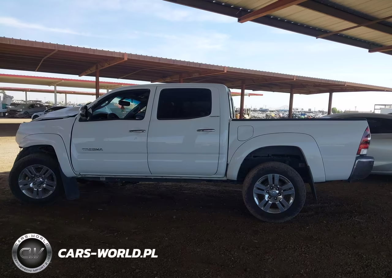 2014 Toyota Tacoma Base V6 VIN:5TFLU4EN7EX092090 - 14