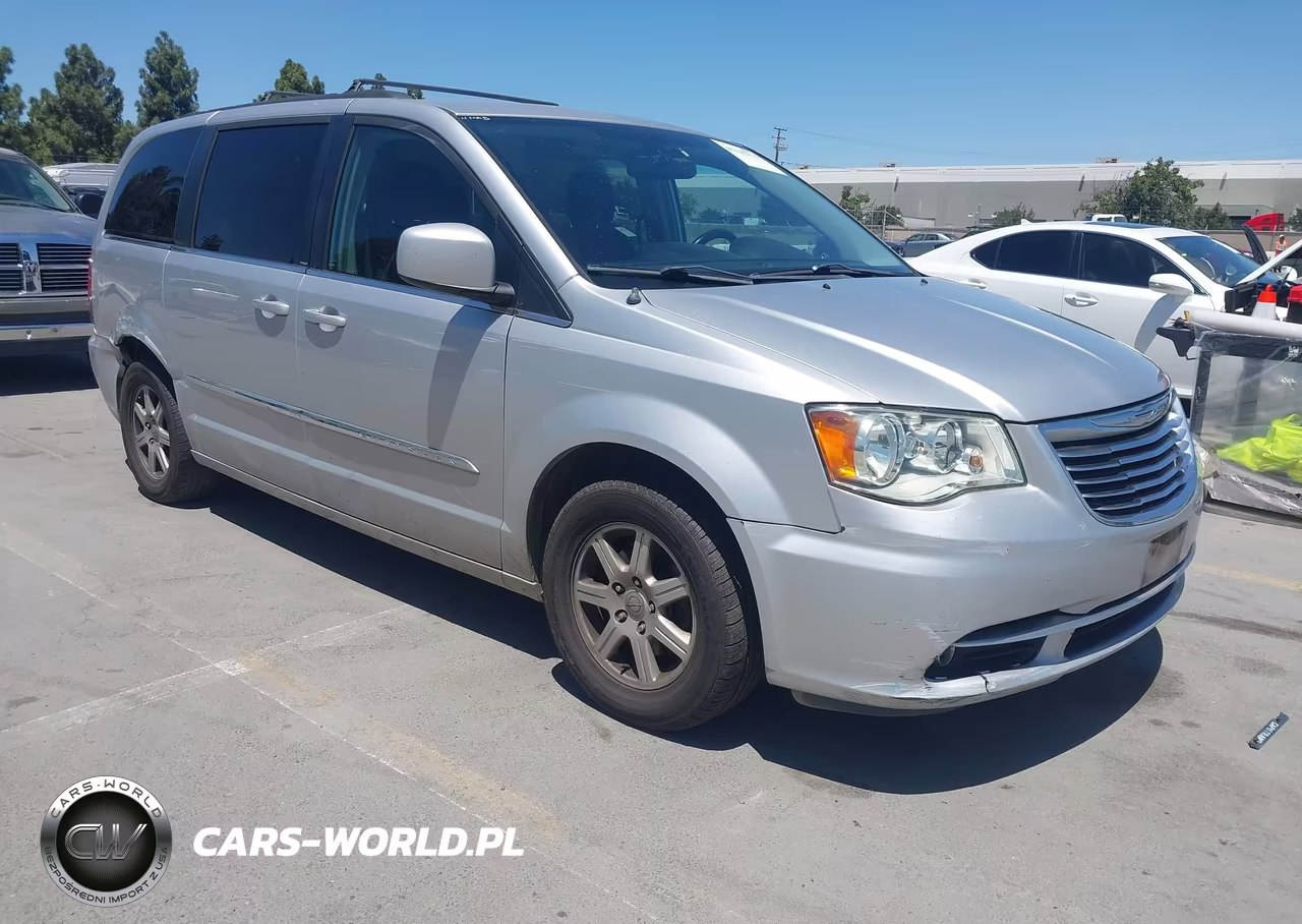 2012 Chrysler Town & Country Touring