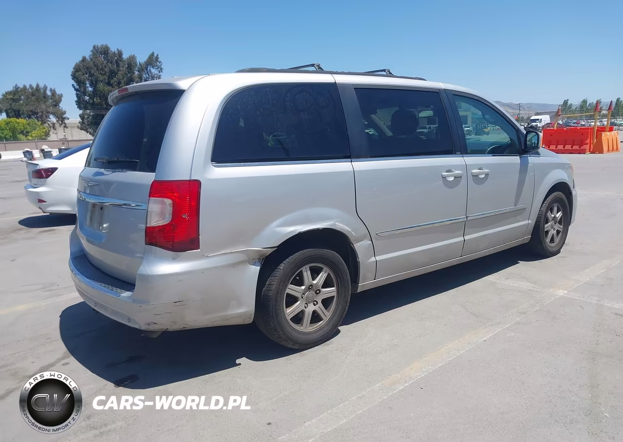 2012 Chrysler Town & Country Touring VIN:2C4RC1BG7CR135324 - 4