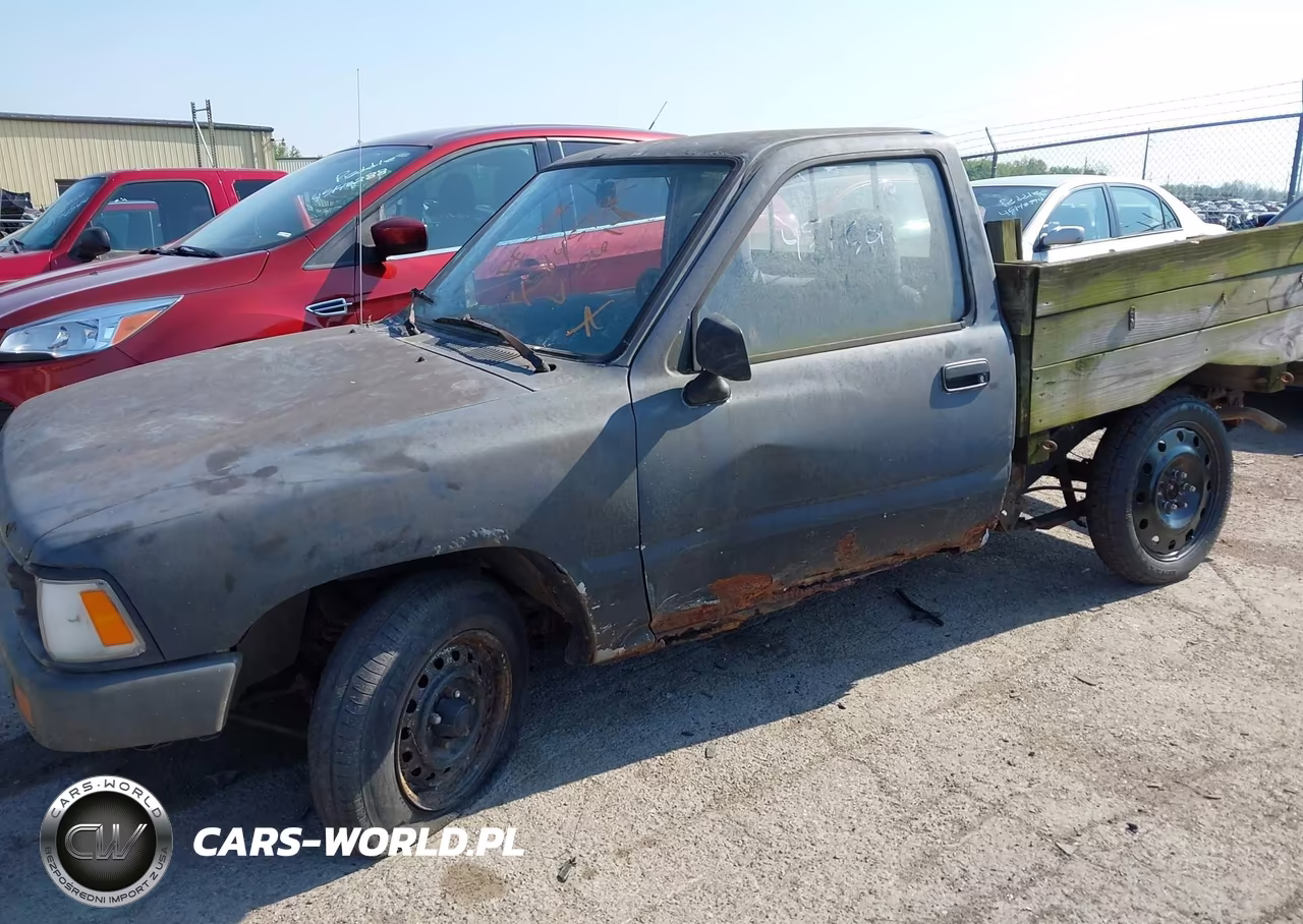 1990 Toyota Pickup 1-2 Ton Short Wheelbase VIN:JT4RN81R9L5082614 - 6