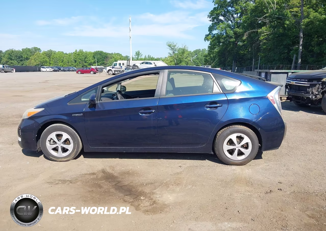 2012 Toyota Prius Two VIN:JTDKN3DU4C1524727 - 14