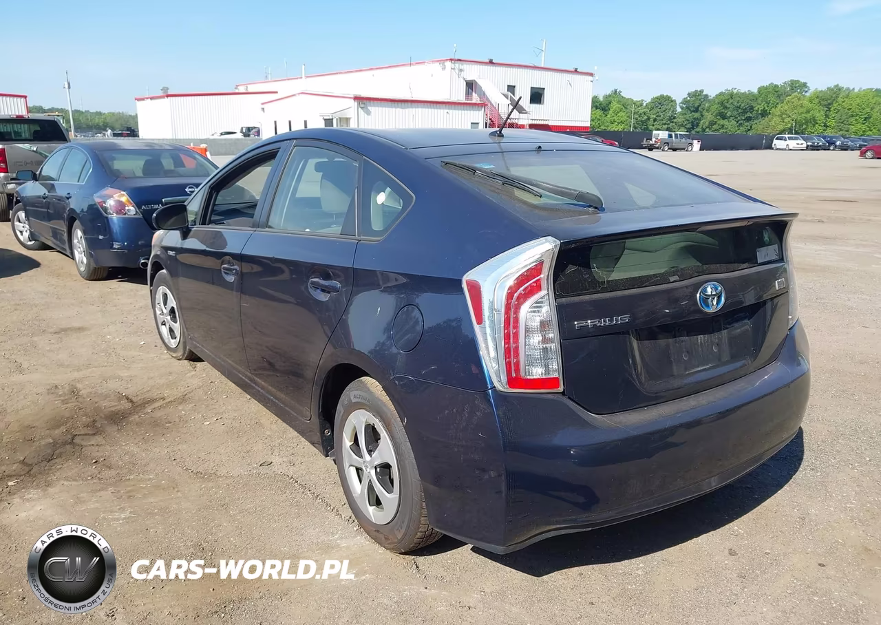 2012 Toyota Prius Two VIN:JTDKN3DU4C1524727 - 3