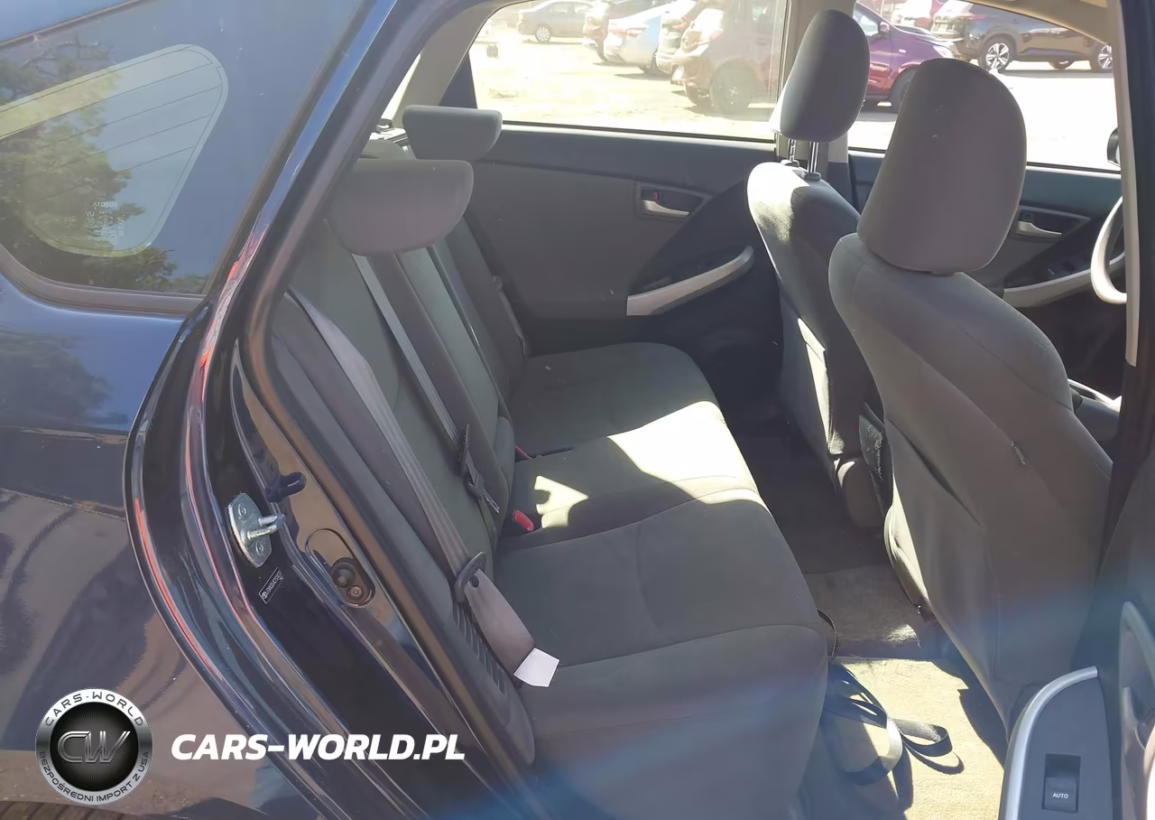 2012 Toyota Prius Two VIN:JTDKN3DU4C1524727 - 8