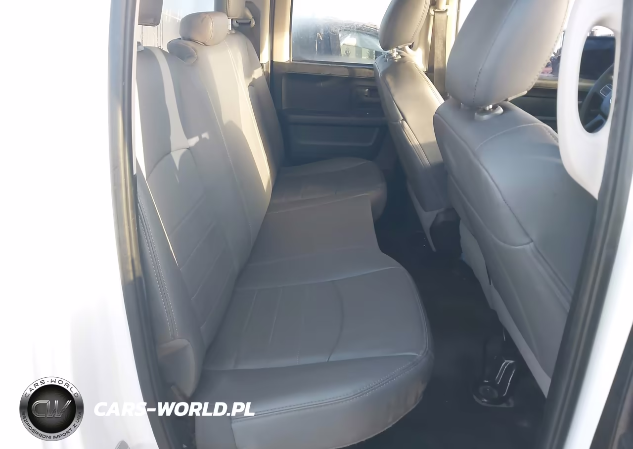 2019 Ram 1500 Classic Tradesman 4X2 6'4 Box VIN:1C6RR6FG3KS610381 - 8