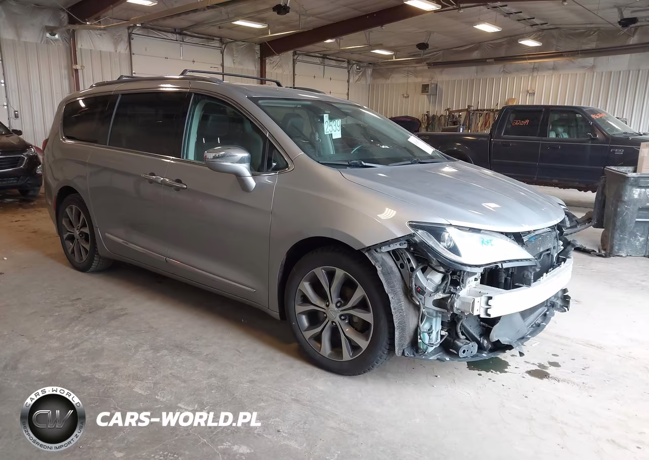 2018 Chrysler Pacifica Limited – zdjęcie 1 z 16