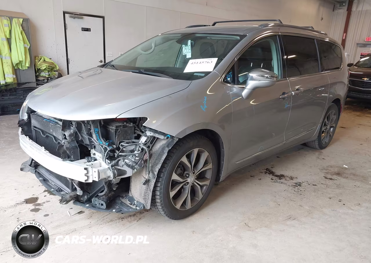 2018 Chrysler Pacifica Limited VIN:2C4RC1GG3JR251741 - 2