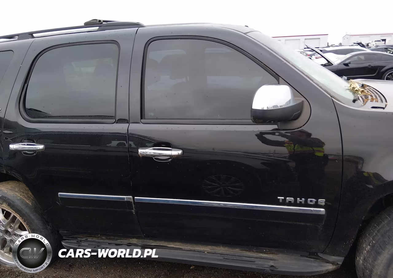2011 Chevrolet Tahoe Ltz VIN:1GNSKCE04BR178447 - 13