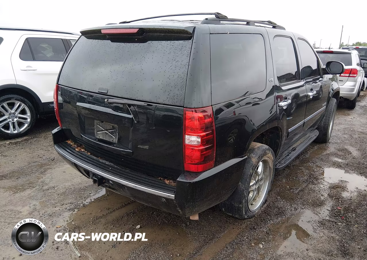 2011 Chevrolet Tahoe Ltz VIN:1GNSKCE04BR178447 - 4