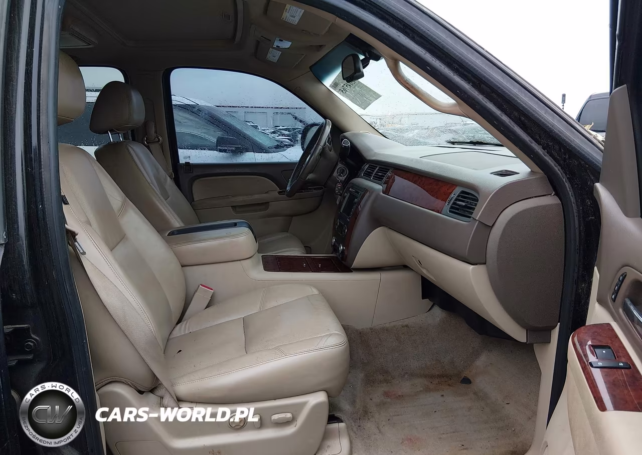 2011 Chevrolet Tahoe Ltz VIN:1GNSKCE04BR178447 - 5