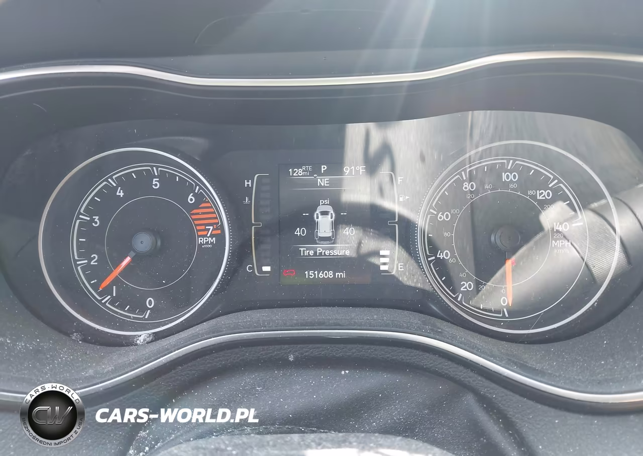 2020 Jeep Cherokee Latitude Fwd VIN:1C4PJLCB3LD638167 - 7