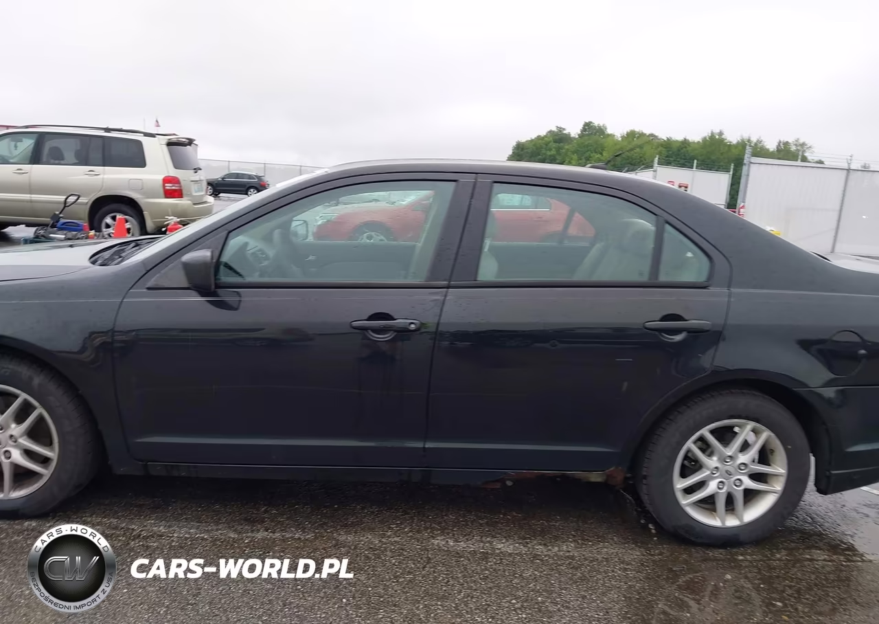2010 Ford Fusion S VIN:3FAHP0GA9AR429898 - 14