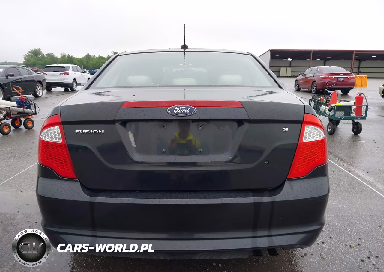 2010 Ford Fusion S VIN:3FAHP0GA9AR429898 - 16