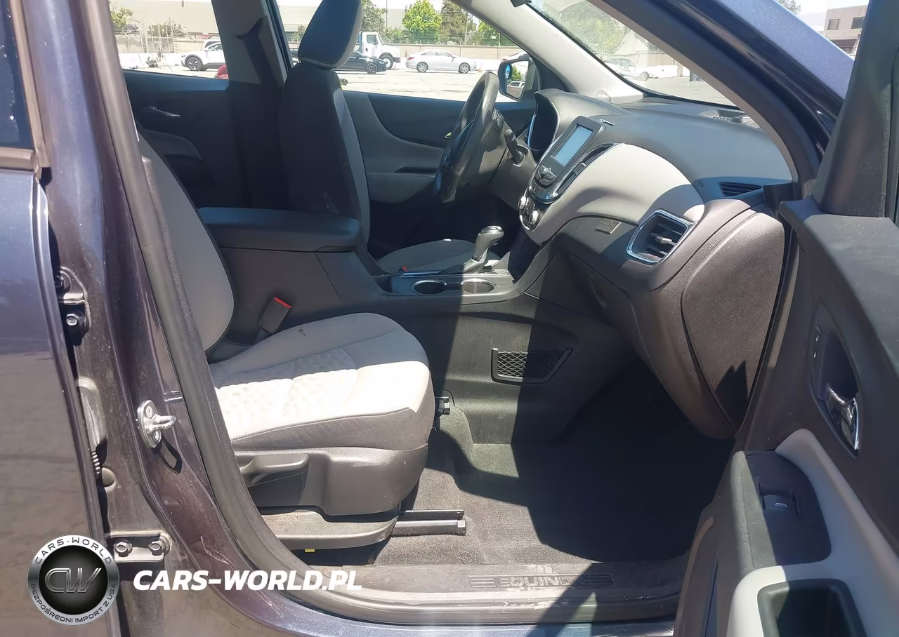 2018 Chevrolet Equinox Ls VIN:3GNAXHEV1JL127466 - 5