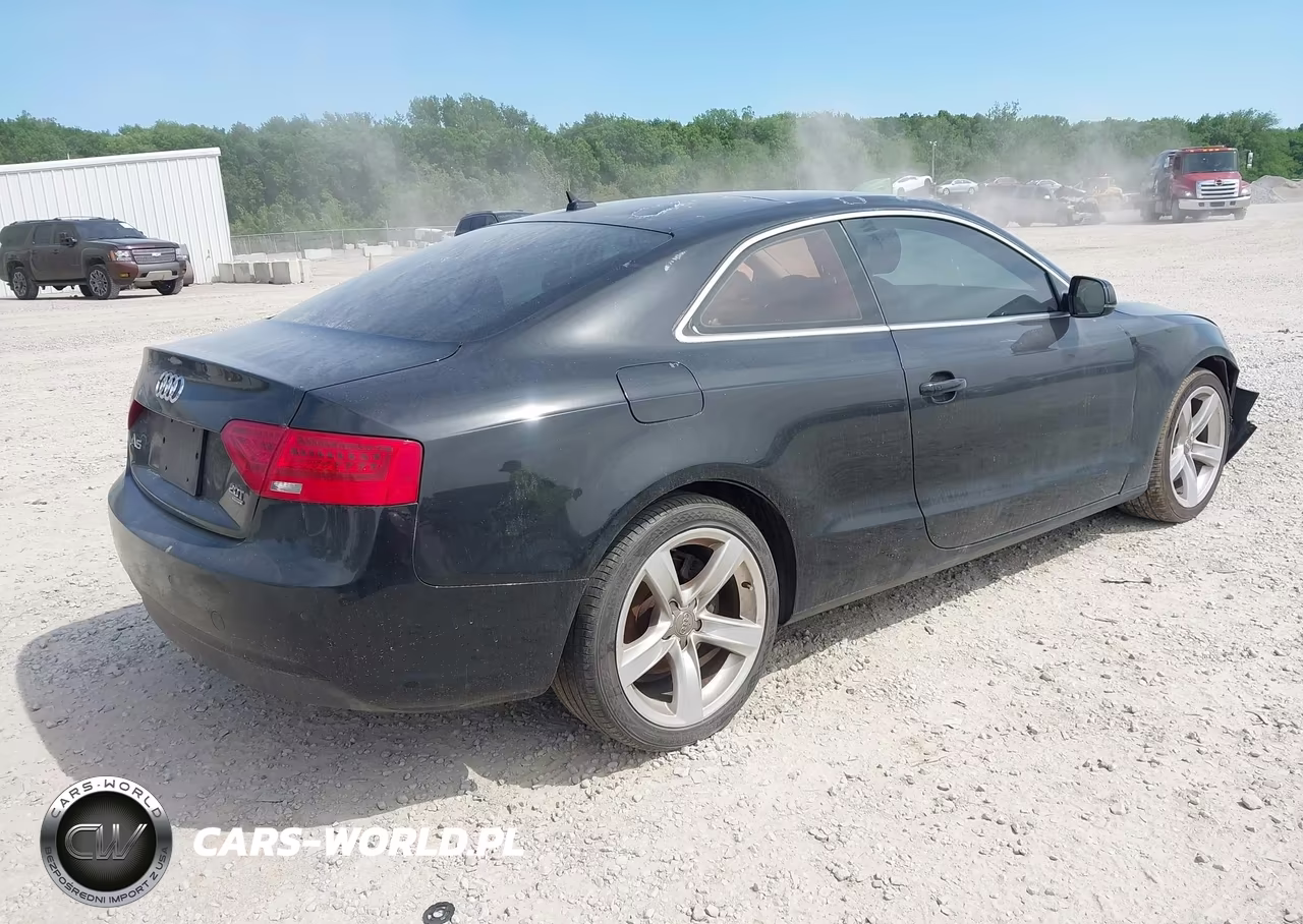 2014 Audi A5 2.0T Premium VIN:WAULFAFR5EA072057 - 4