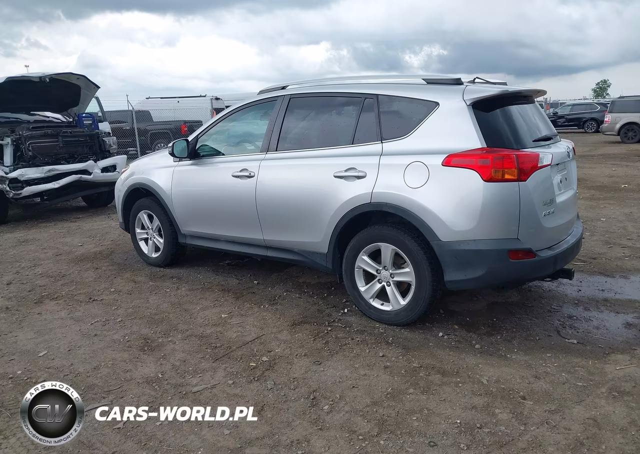 2013 Toyota Rav4 Xle VIN:2T3WFREV1DW049131 - 3