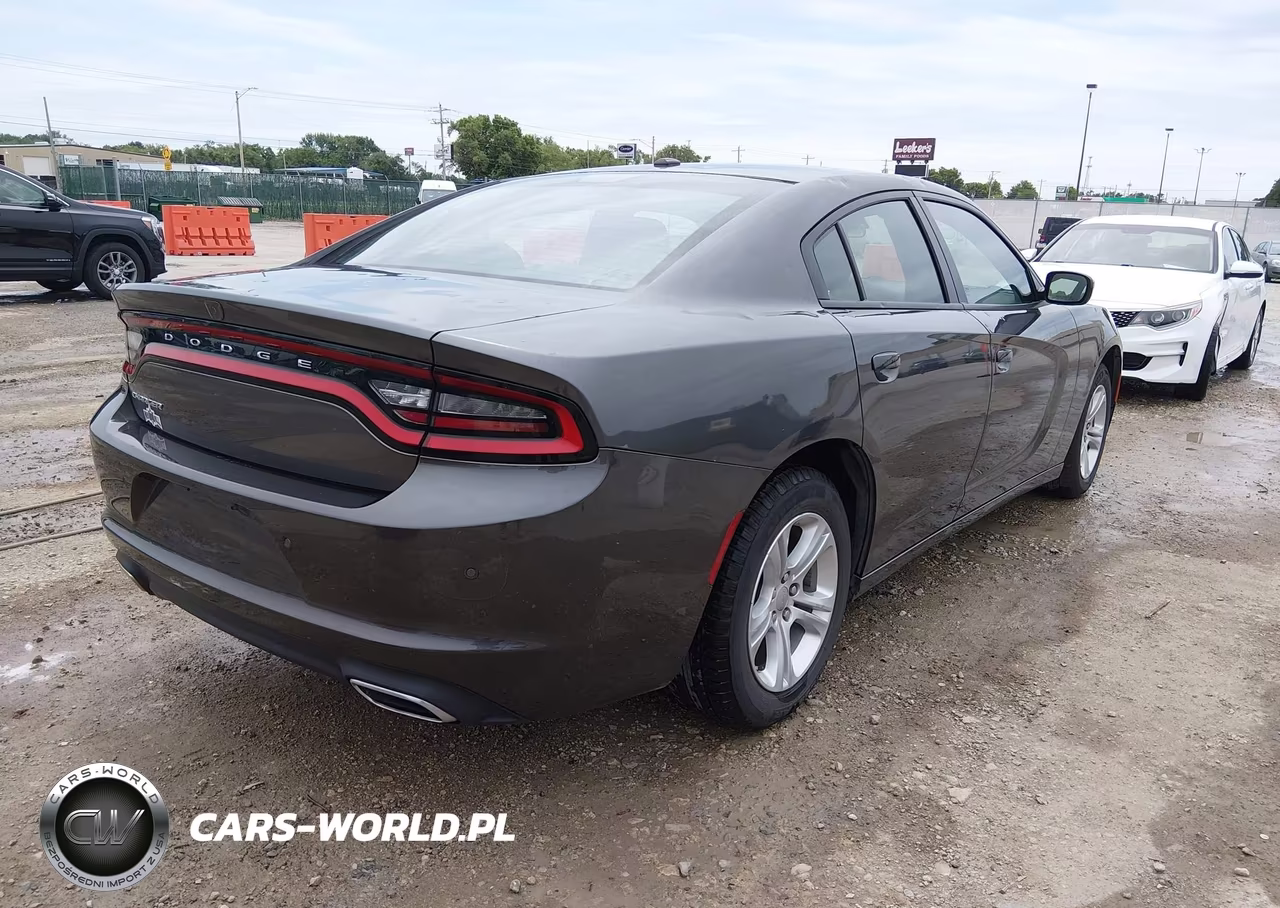 2022 Dodge Charger Sxt Rwd VIN:2C3CDXBG4NH258713 - 4