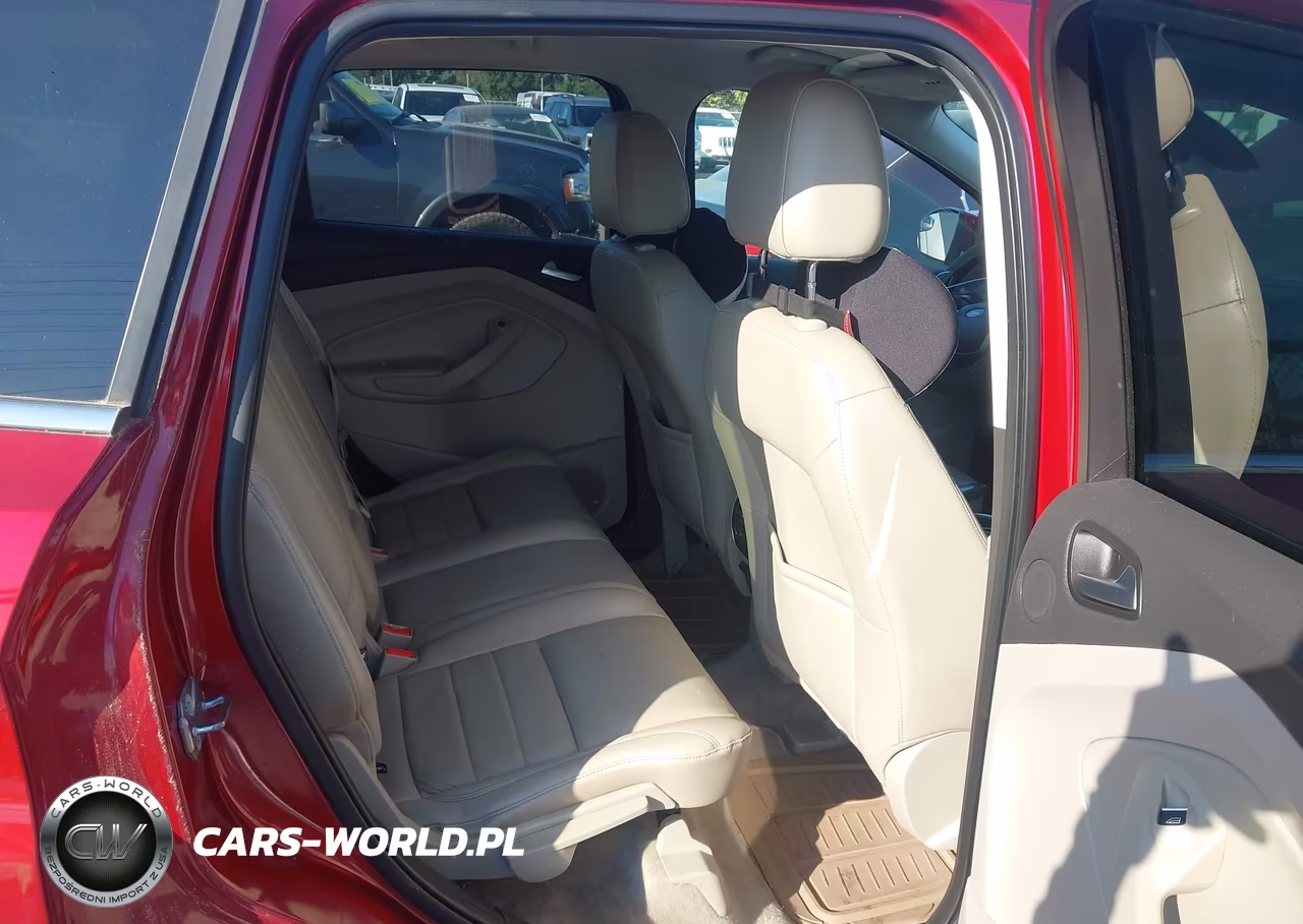 2016 Ford Escape Titanium VIN:1FMCU9J98GUC32329 - 8