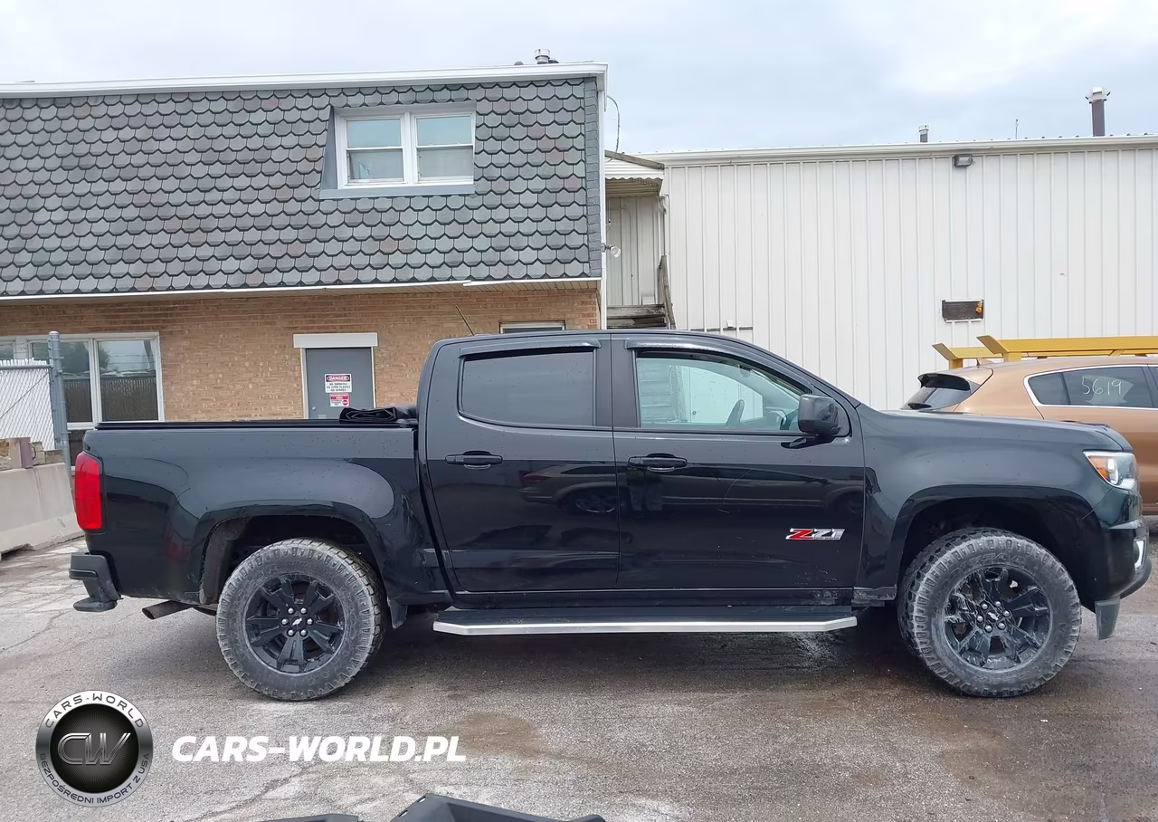 2018 Chevrolet Colorado Z71 VIN:1GCGTDENXJ1258913 - 13