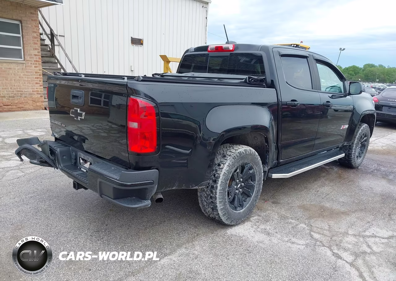 2018 Chevrolet Colorado Z71 VIN:1GCGTDENXJ1258913 - 4