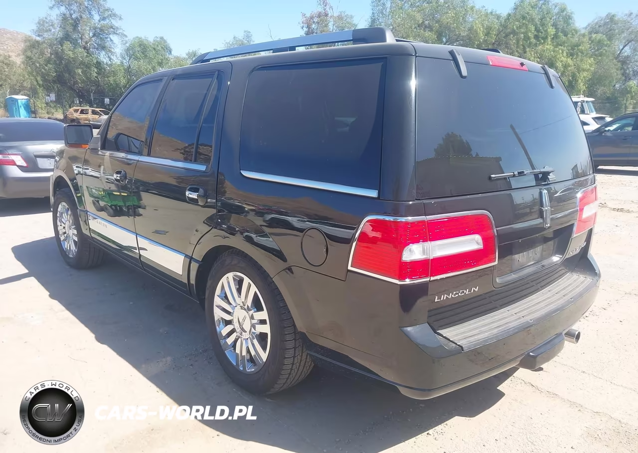 2007 Lincoln Navigator Ultimate VIN:5LMFU27507LJ03111 - 3