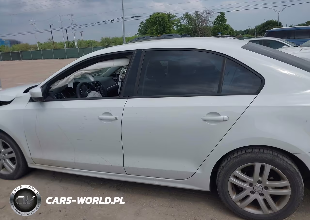 2018 Volkswagen Jetta 1.4T S VIN:3VW2B7AJ2JM253075 - 15