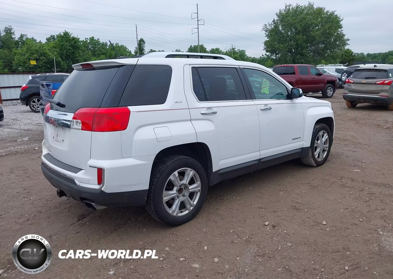 2017 GMC Terrain Slt VIN:2GKFLPE3XH6215132 - 4