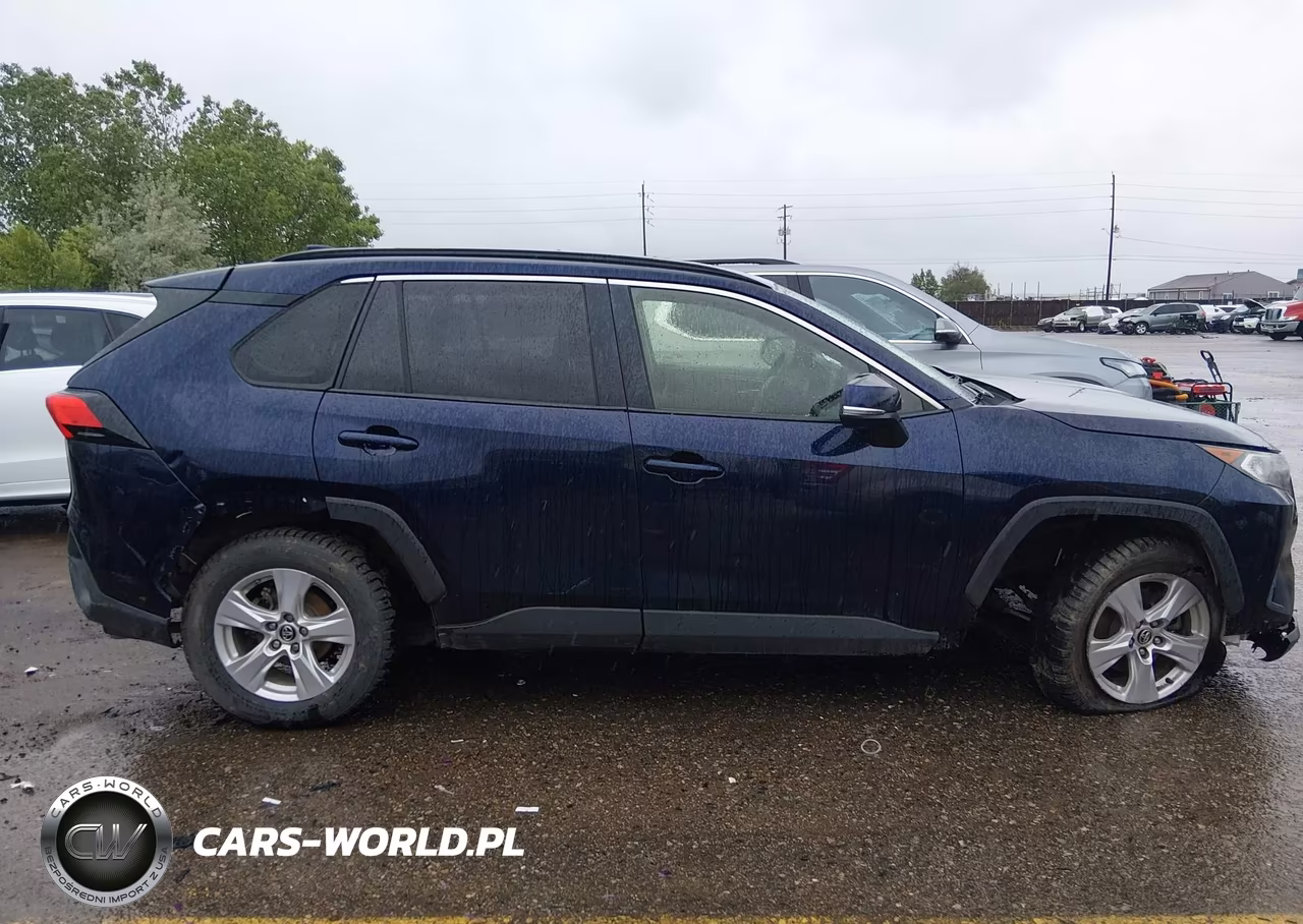 2019 Toyota Rav4 Xle VIN:JTMP1RFV2KD018580 - 13