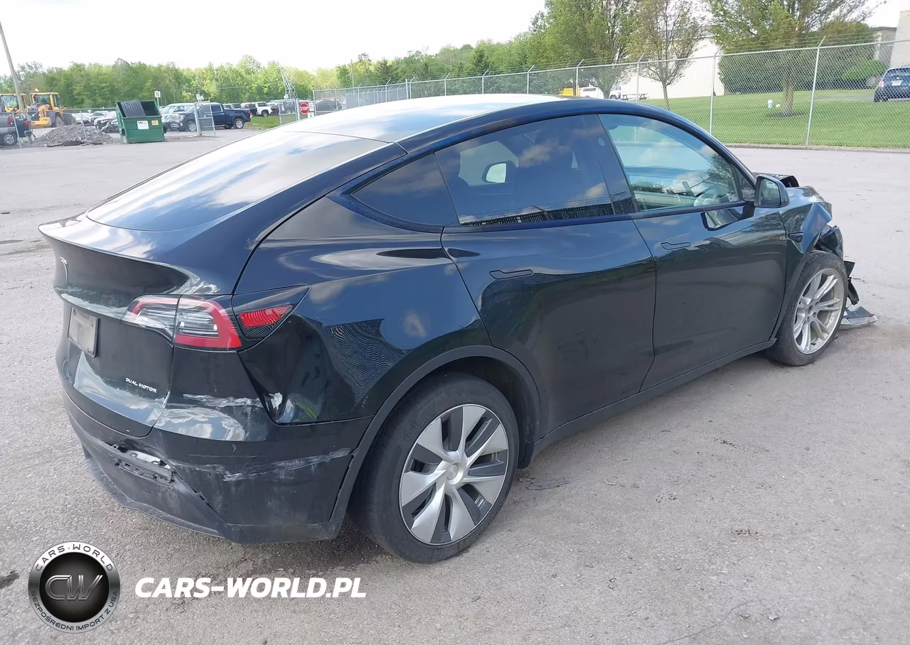 2023 Tesla Model Y Awd-Long Range Dual Motor All-Wheel Drive VIN:7SAYGDEE8PF949207 - 4