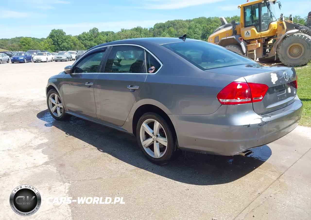 2012 Volkswagen Passat 2.5L Se VIN:1VWBP7A39CC060557 - 3