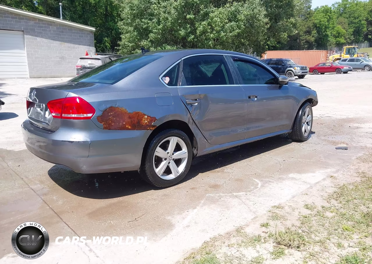 2012 Volkswagen Passat 2.5L Se VIN:1VWBP7A39CC060557 - 4