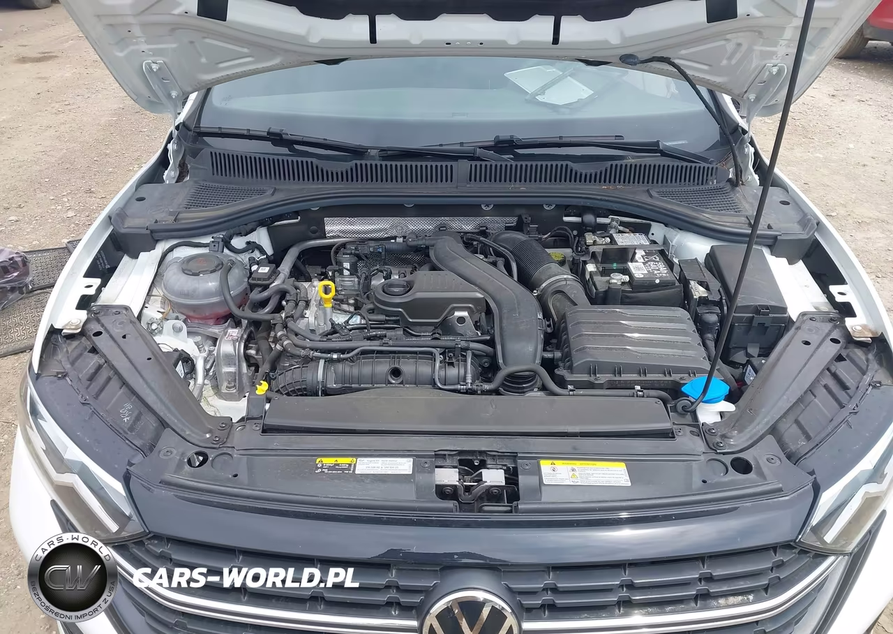 2024 Volkswagen Jetta 1.5T Sport VIN:3VWBM7BU9RM079715 - 10