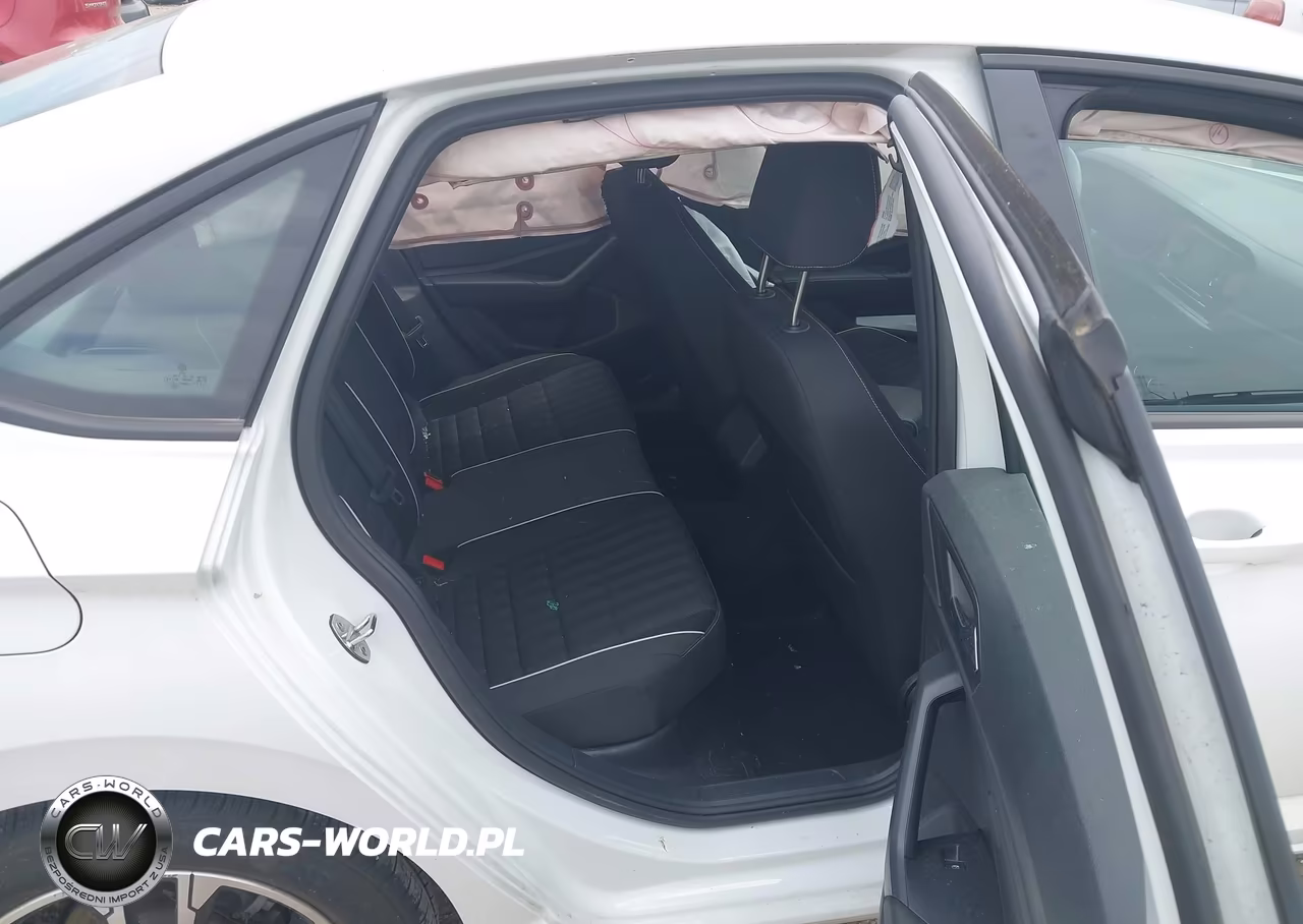 2024 Volkswagen Jetta 1.5T Sport VIN:3VWBM7BU9RM079715 - 8