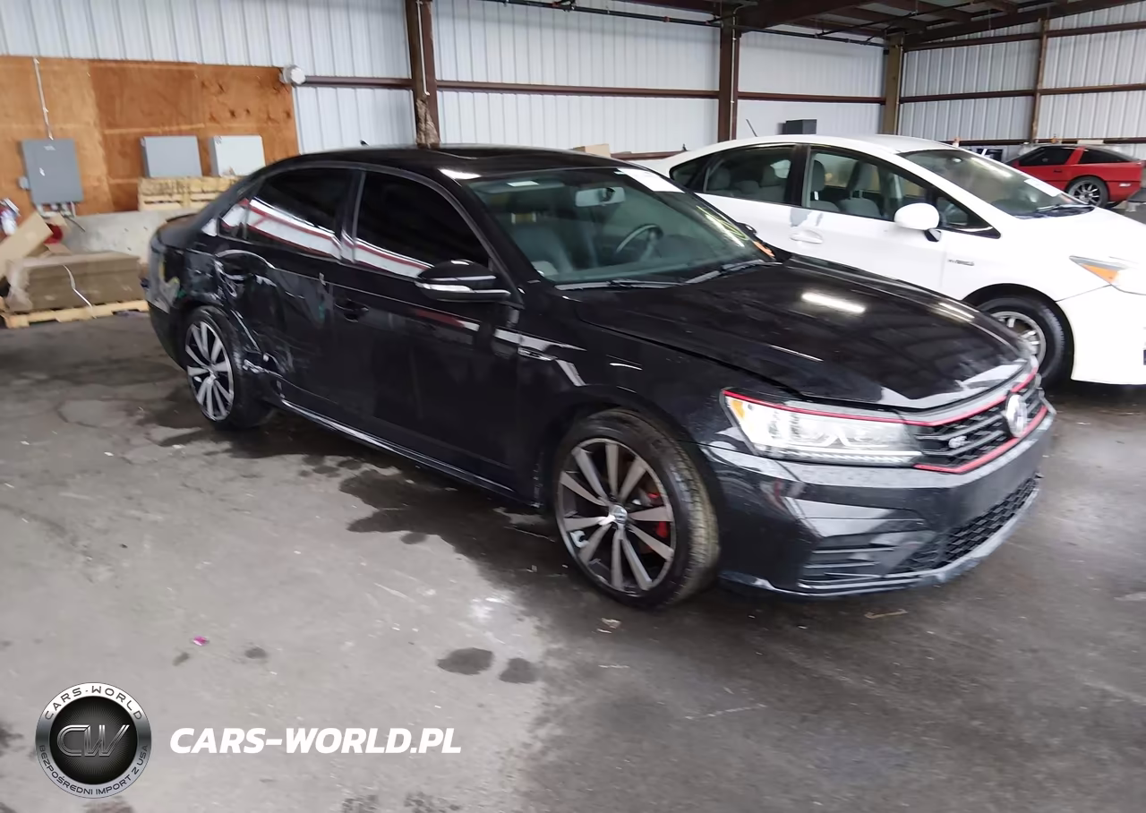 2018 Volkswagen Passat 3.6L V6 Gt – zdjęcie 1 z 16
