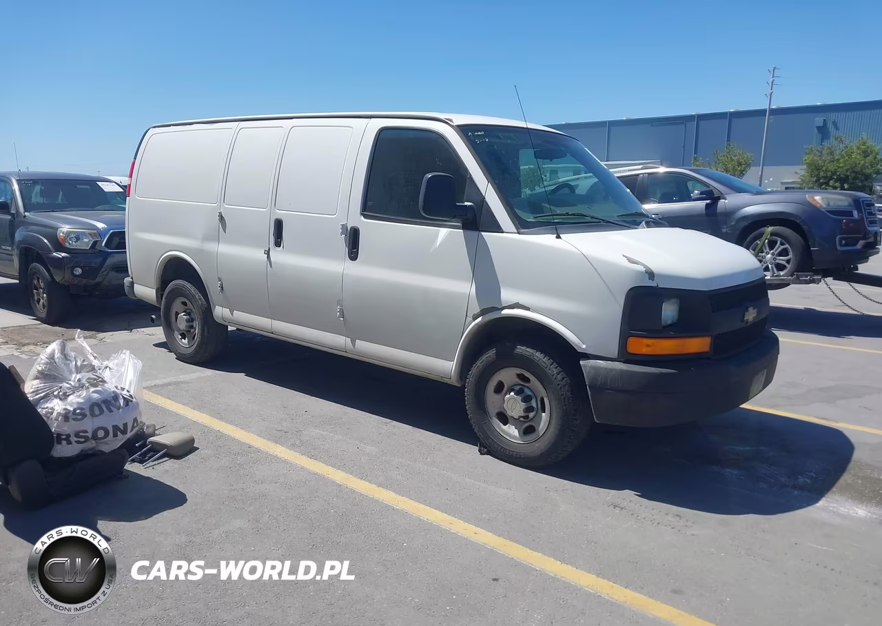 2010 Chevrolet Express 2500 Work Van