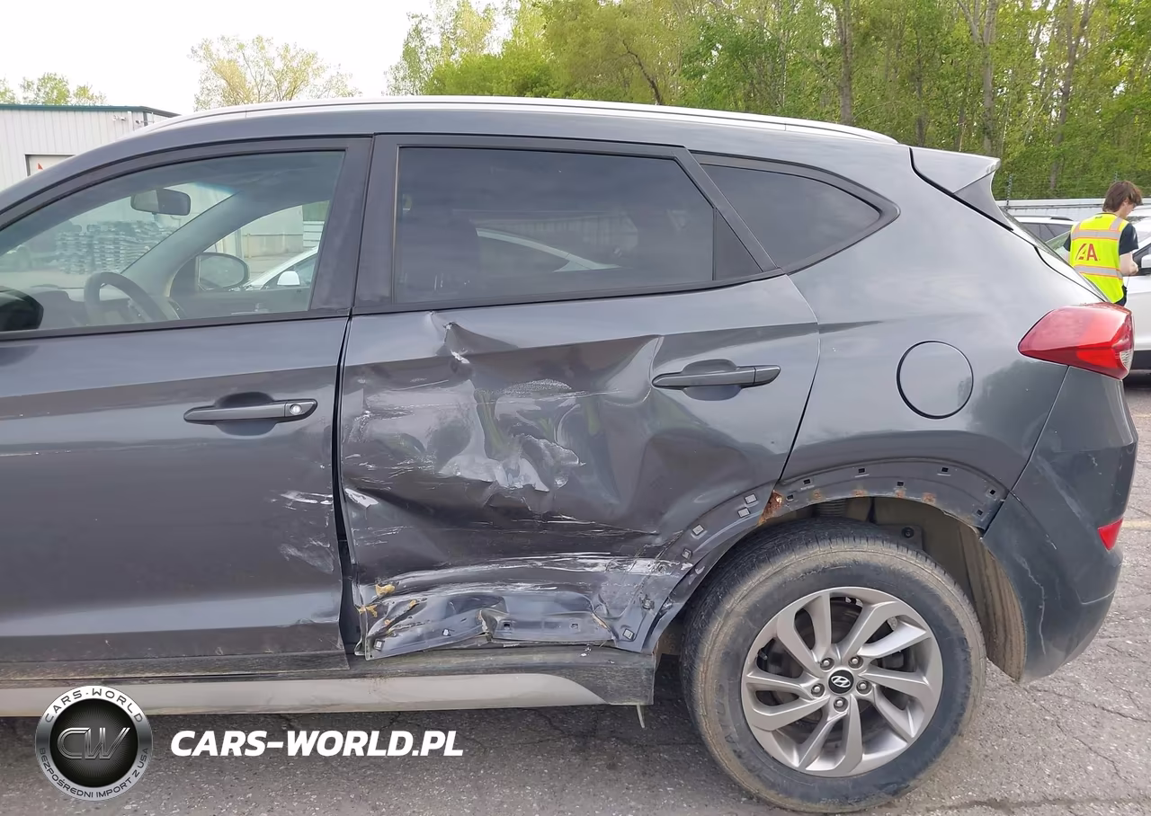 2018 Hyundai Tucson Sel VIN:KM8J3CA43JU637789 - 6