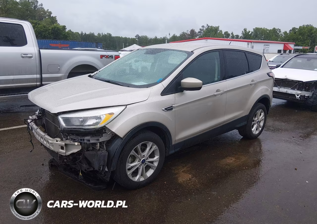2017 Ford Escape Se VIN:1FMCU0GDXHUC86546 - 2