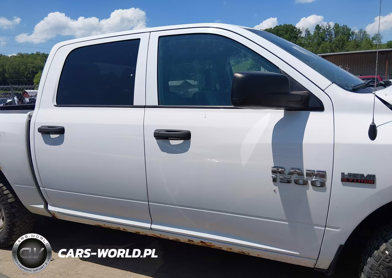 2016 Ram 1500 Tradesman VIN:3C6RR7KT5GG174530 - 13