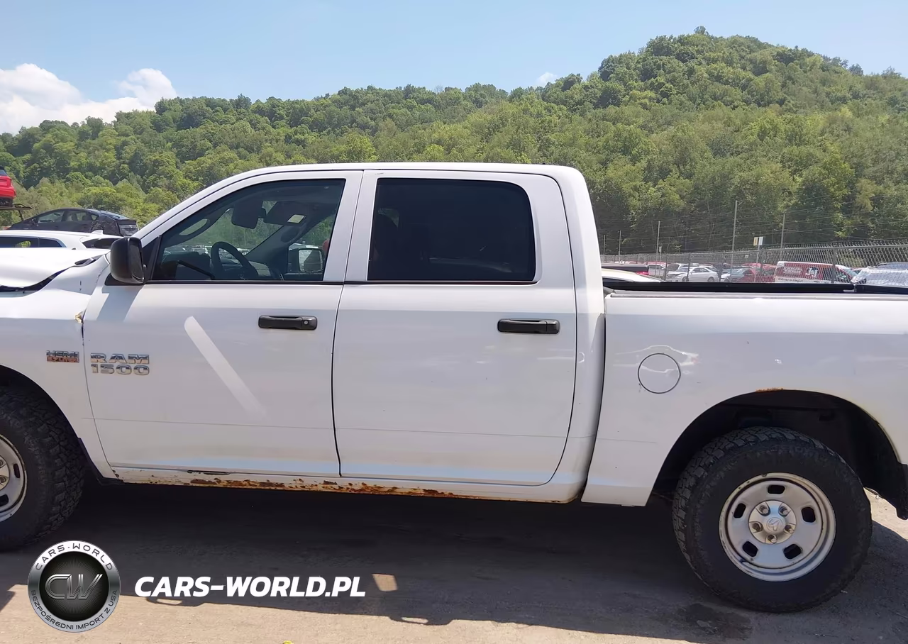 2016 Ram 1500 Tradesman VIN:3C6RR7KT5GG174530 - 14