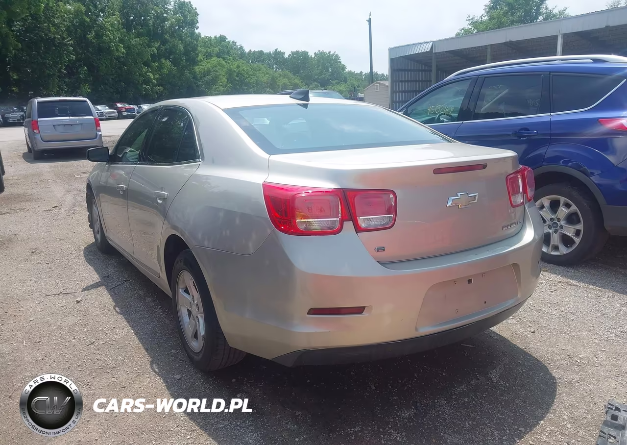 2015 Chevrolet Malibu Ls VIN:1G11B5SL4FF348160 - 3