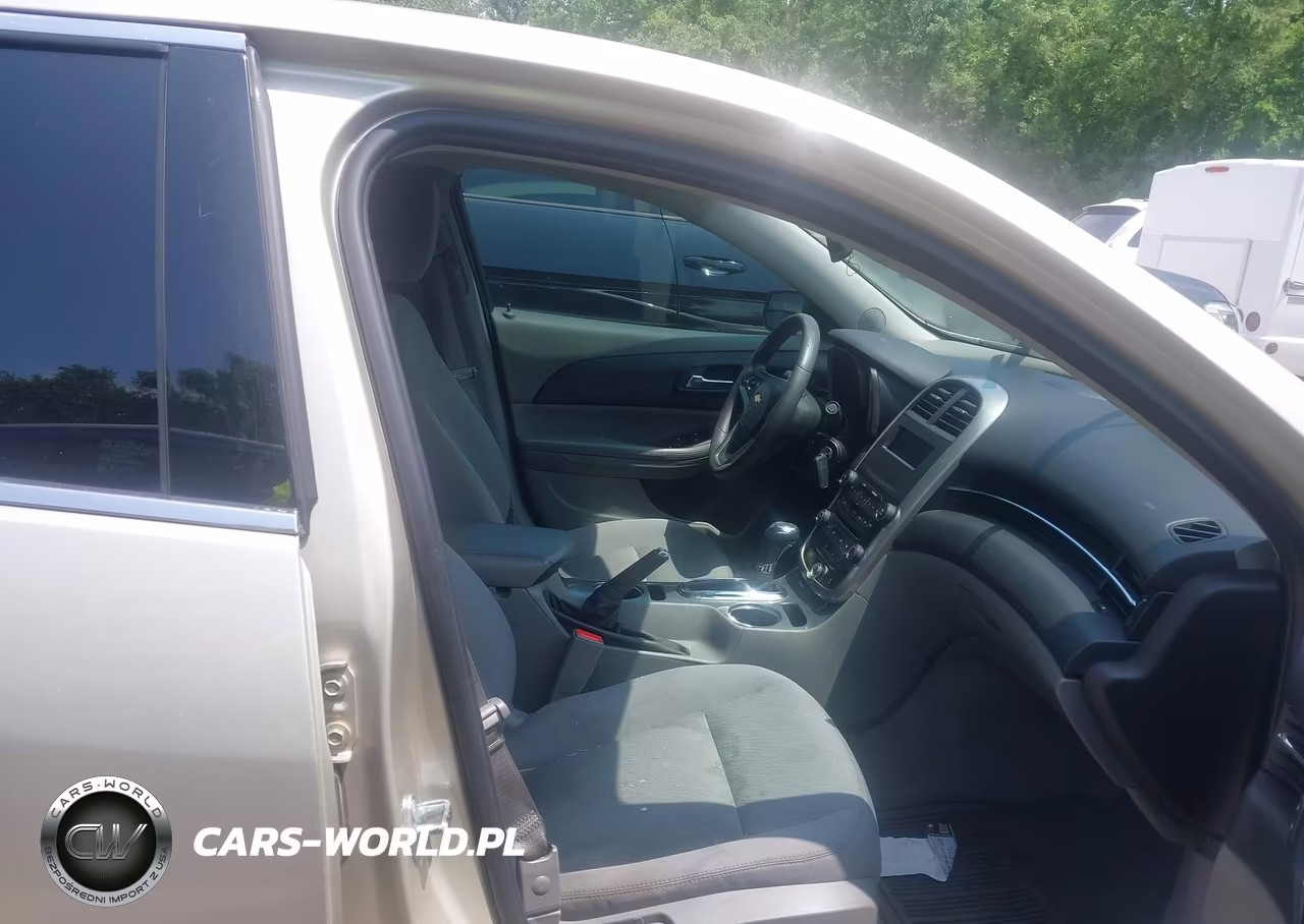 2015 Chevrolet Malibu Ls VIN:1G11B5SL4FF348160 - 5