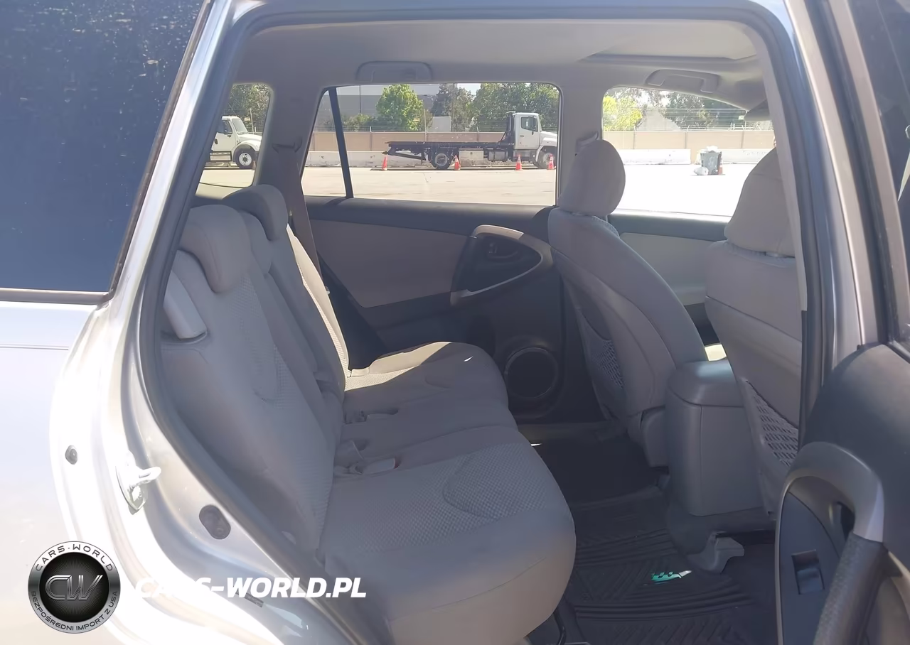 2007 Toyota Rav4 Limited VIN:JTMZD31VX76028998 - 8