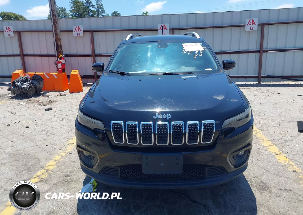 2019 Jeep Cherokee Latitude Plus 4X4 VIN:1C4PJMLB1KD394300 - 12