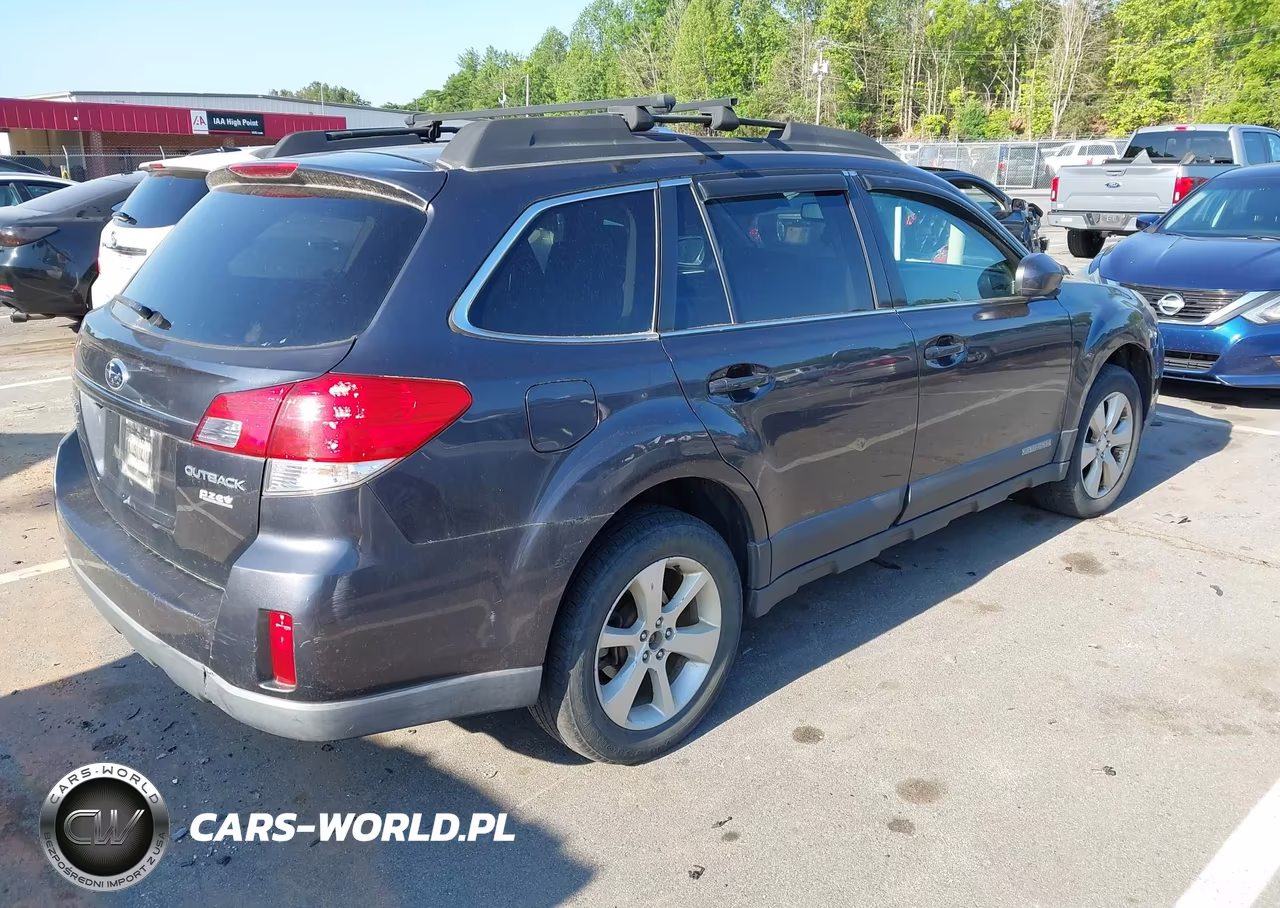 2011 Subaru Outback 2.5I Premium VIN:4S4BRBGC9B3347253 - 4