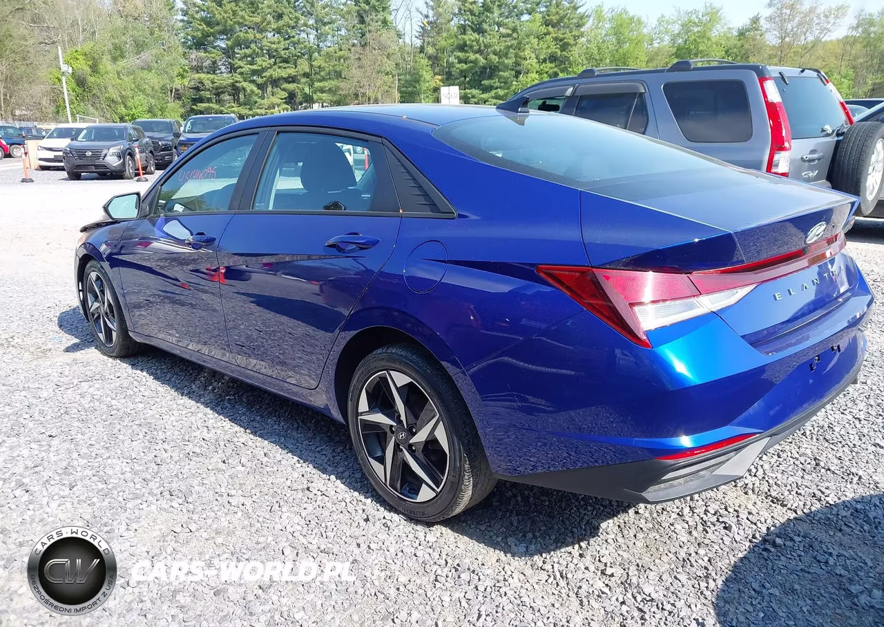 2023 Hyundai Elantra Sel VIN:KMHLS4AGXPU596775 - 3
