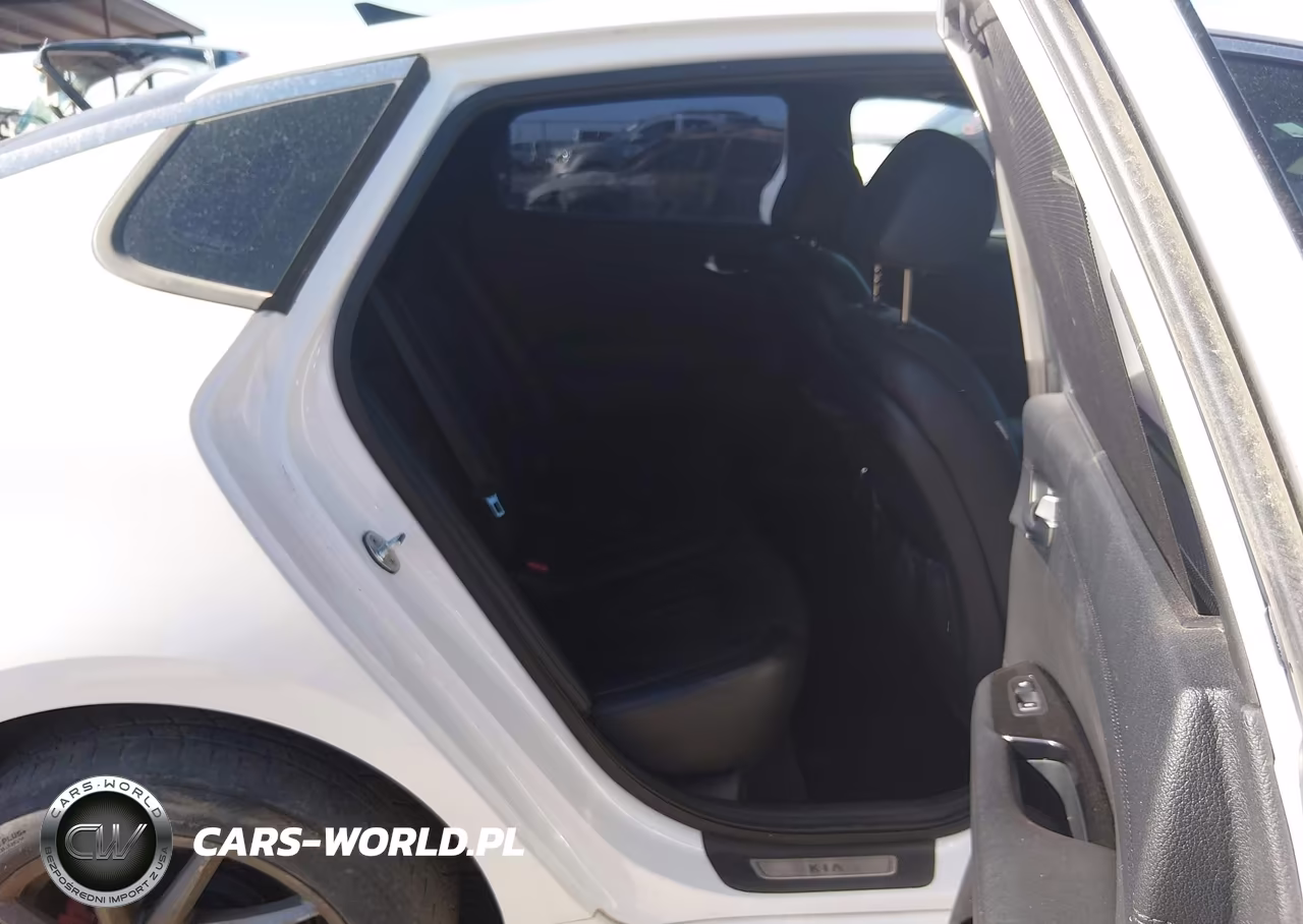 2016 Kia Optima VIN:5XXGV4L21GG052105 - 8