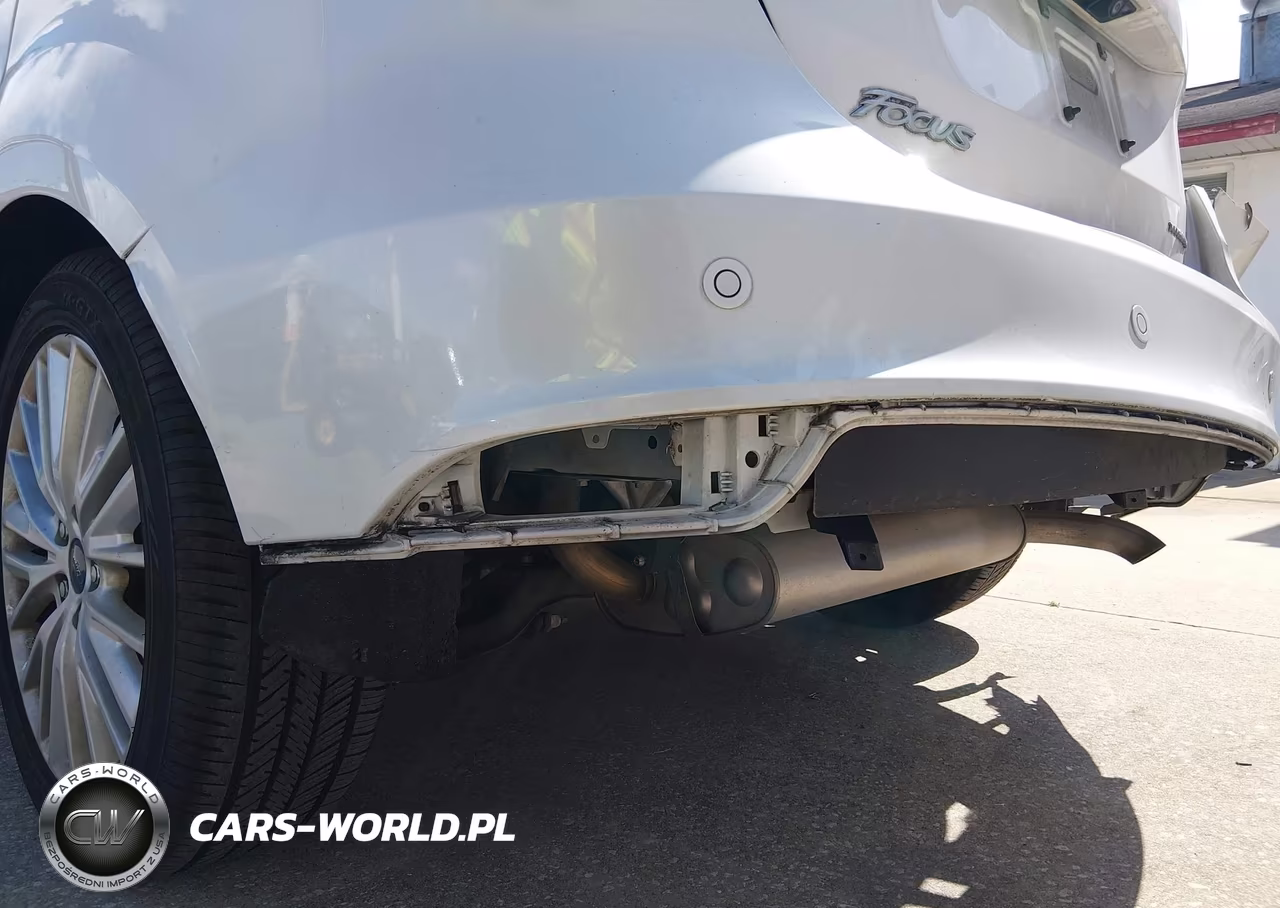 2017 Ford Focus Titanium VIN:1FADP3N23HL212948 - 6