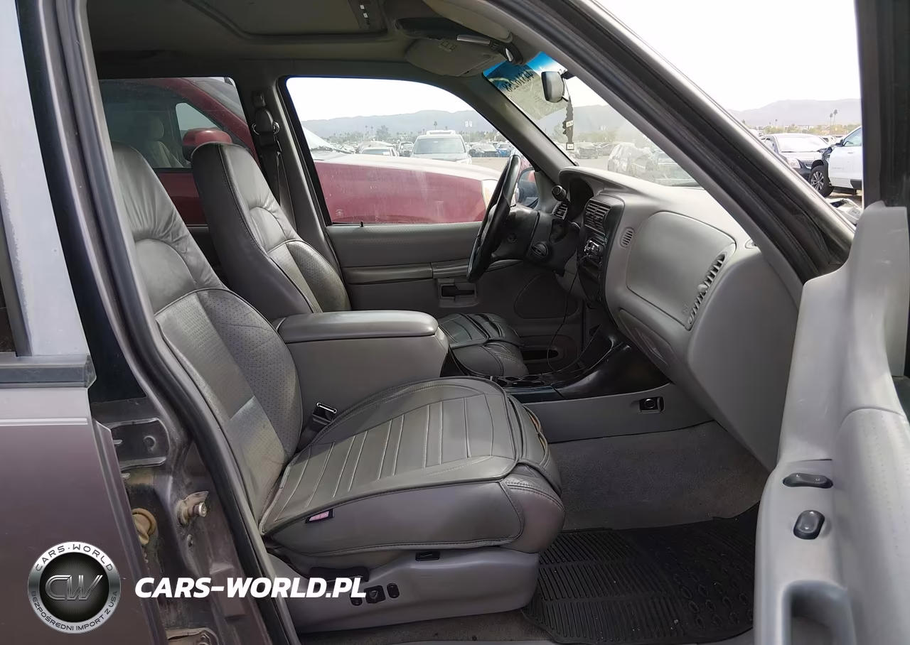 1997 Ford Explorer Eddie Bauer-Limited-Xlt VIN:1FMDU35P6VZC30654 - 5