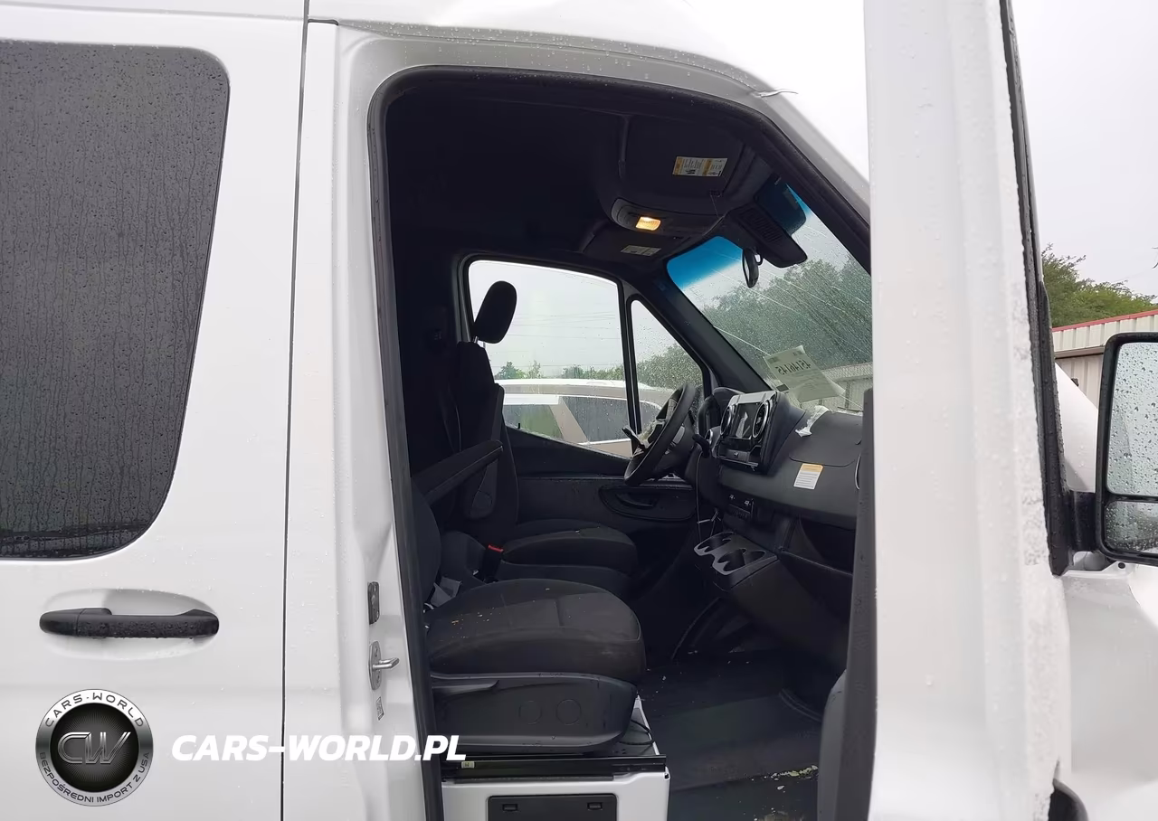 2026 Mercedes-Benz Sprinter 2500 Standard Roof 4-Cyl Diesel VIN:W1Z4KFHY5TT614285 - 5